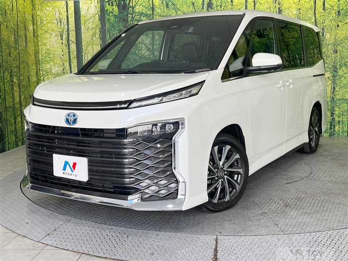 2025 Toyota Voxy