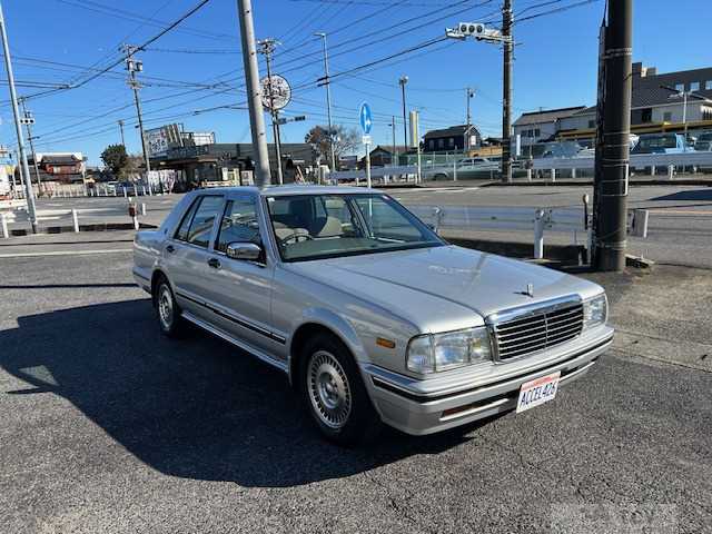 2002 Nissan Cedric Sedan