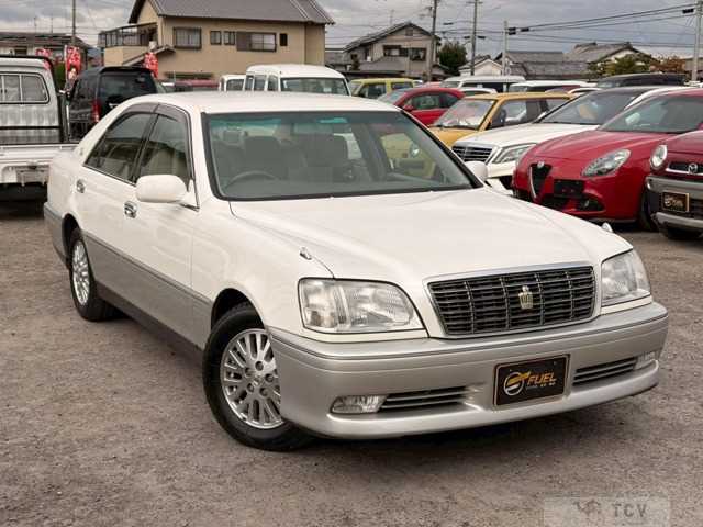 2000 Toyota Crown