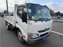 2013 Hino Dutro