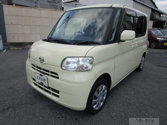2011 Daihatsu Tanto