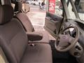 2011 Daihatsu Tanto