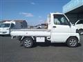 2010 Nissan Clipper Truck