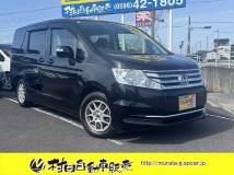2013 Honda Step WGN