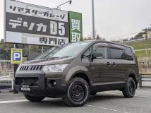 2013 Mitsubishi Delica D5