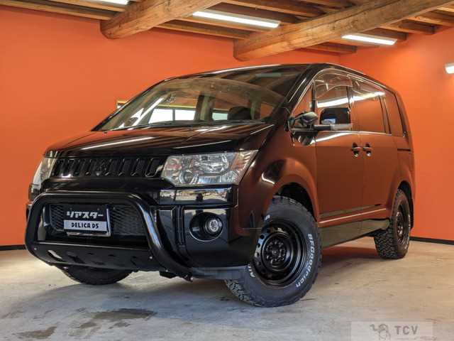 2009 Mitsubishi Delica D5