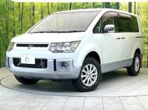 2016 Mitsubishi Delica D5