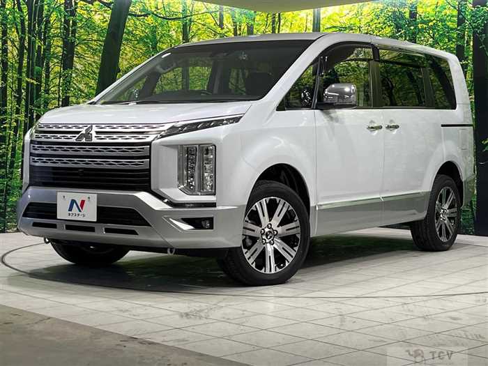 2024 Mitsubishi Delica D5