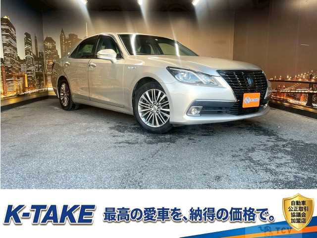 2015 Toyota Crown
