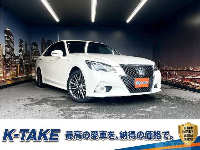 2013 Toyota Crown Athlete Series