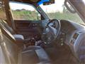 2006 Mitsubishi Pajero