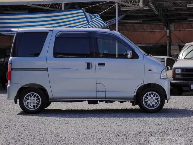 2003 Daihatsu Atrai Wagon