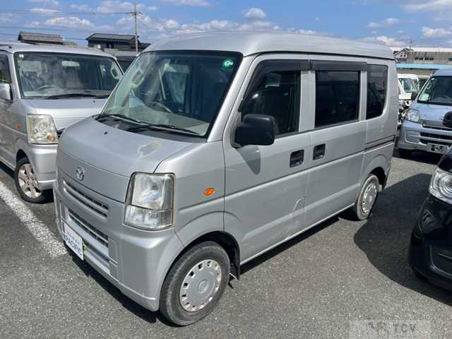 2008 Mazda Scrum Van