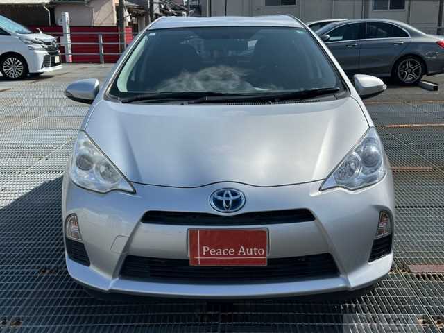2013 Toyota AQUA