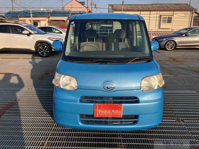 2011 Daihatsu Tanto