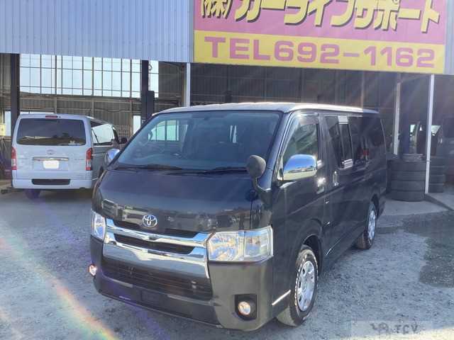 2006 Toyota Hiace Van