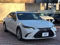 2019 Lexus ES