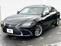 2022 Lexus ES