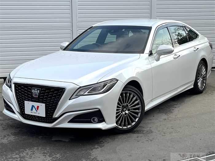 2021 Toyota Crown Hybrid