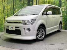 2007 Mitsubishi Delica D5