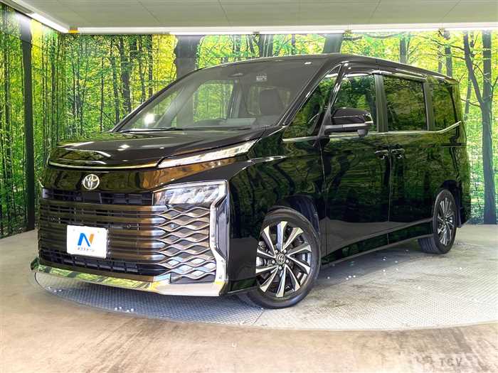 2022 Toyota Voxy