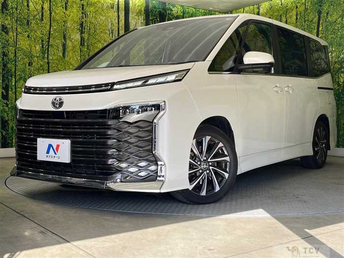 2023 Toyota Voxy