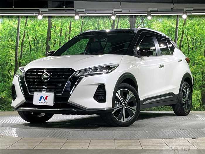 2022 Nissan KIX