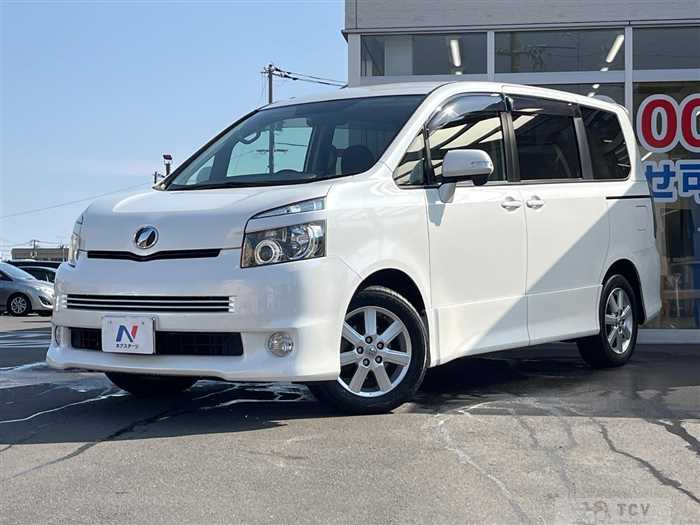 2009 Toyota Voxy