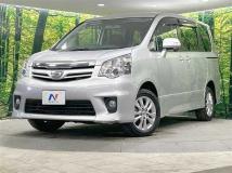 2010 Toyota Noah