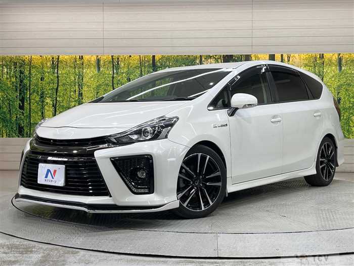 2015 Toyota PRIUS α