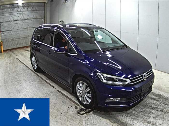 2017 Volkswagen Golf Touran
