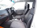 2011 Mitsubishi Pajero