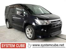 2010 Mitsubishi Delica D5