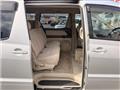 2005 Toyota Alphard G