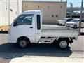 2002 Daihatsu Hijet Truck