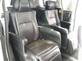 2013 Toyota Alphard Hybrid