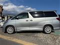 2013 Toyota Alphard G