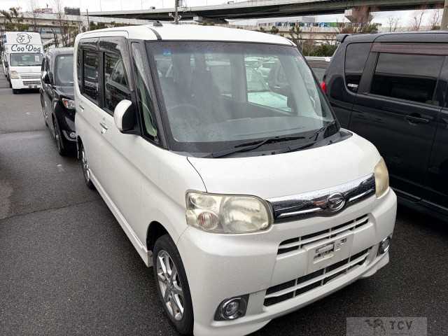 2013 Daihatsu Tanto