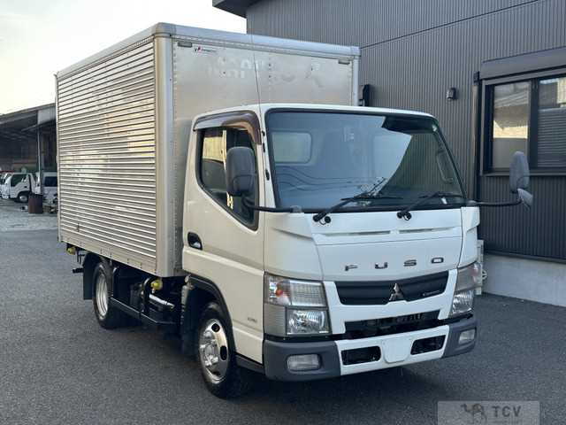 2012 Mitsubishi Canter