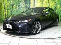2021 Lexus IS