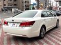2015 Toyota Crown Hybrid