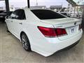 2015 Toyota Crown Hybrid