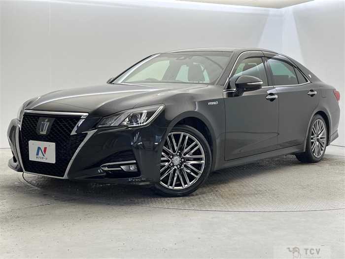 2016 Toyota Crown Hybrid