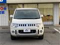 2016 Mitsubishi Delica D5