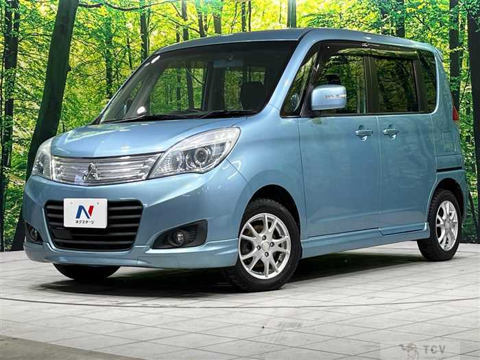 2015 Mitsubishi Delica D2