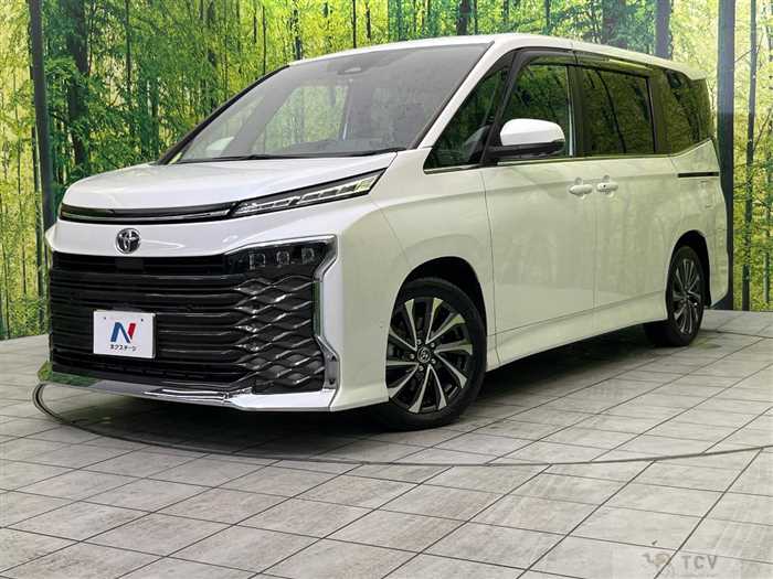 2022 Toyota Voxy