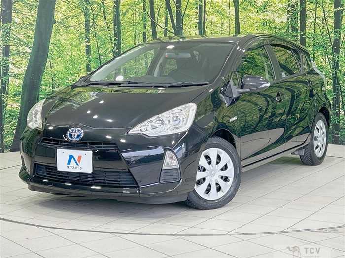 2013 Toyota AQUA