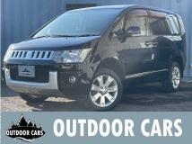 2011 Mitsubishi Delica D5