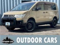 2011 Mitsubishi Delica D5