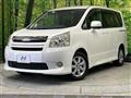 2007 Toyota Noah